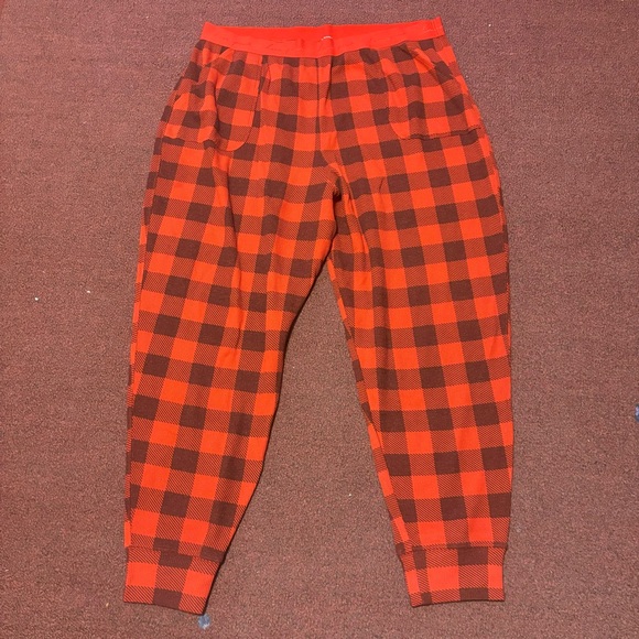 PINK Victoria's Secret Other - PINK Victoria’s Secret plaid holiday winter pajama pants XXL
